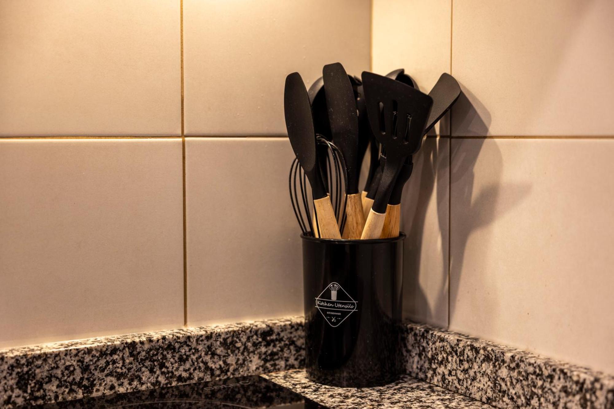 Estudio Para Grupos Pequenos En El Pas De La Casa - Centrico Buitenkant foto