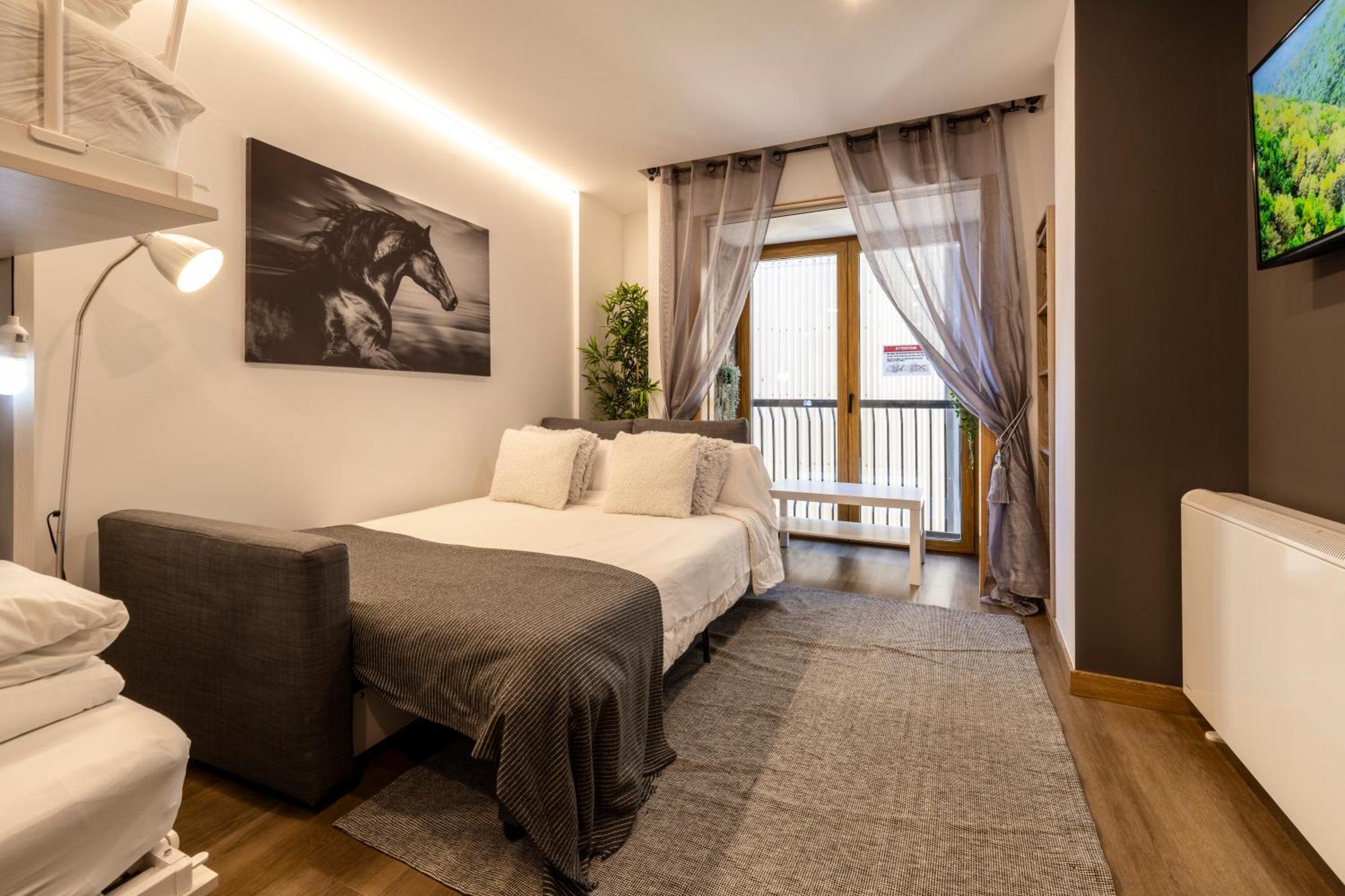 Estudio Para Grupos Pequenos En El Pas De La Casa - Centrico Buitenkant foto